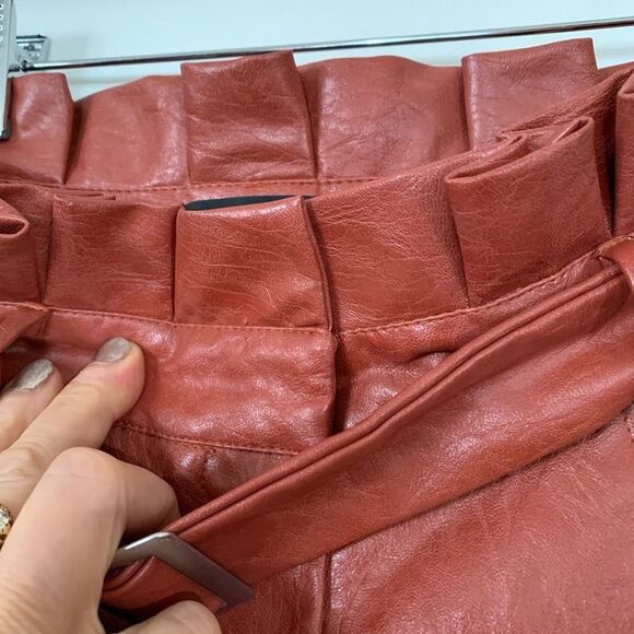 Revolve Majorelle terracotta brown faux leather pants,belt, pleated waist, XS - Picture 12 of 12